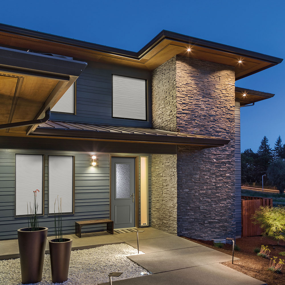 Conseil professionnel sur volets coulissants pour magasins à Avallon.