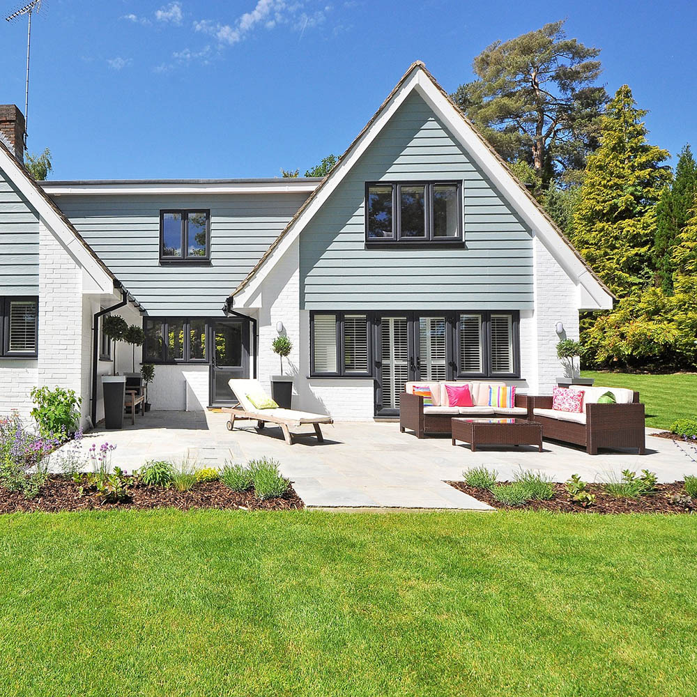 Installation sur mesure de volets roulants pour maisons à Joigny.
