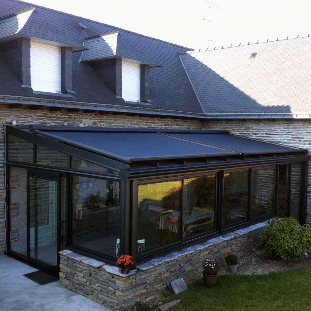 Installateur qualifié de stores pour verandas dans l'Yonne.